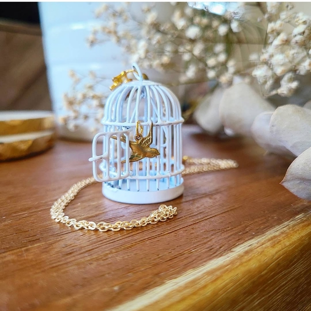 Charming White Birdcage Pendant Necklace